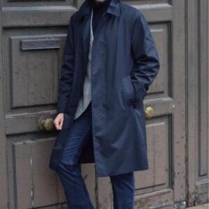 Handsome Vintage London Fog Single Breasted Trench Coat sz 42 - Navy